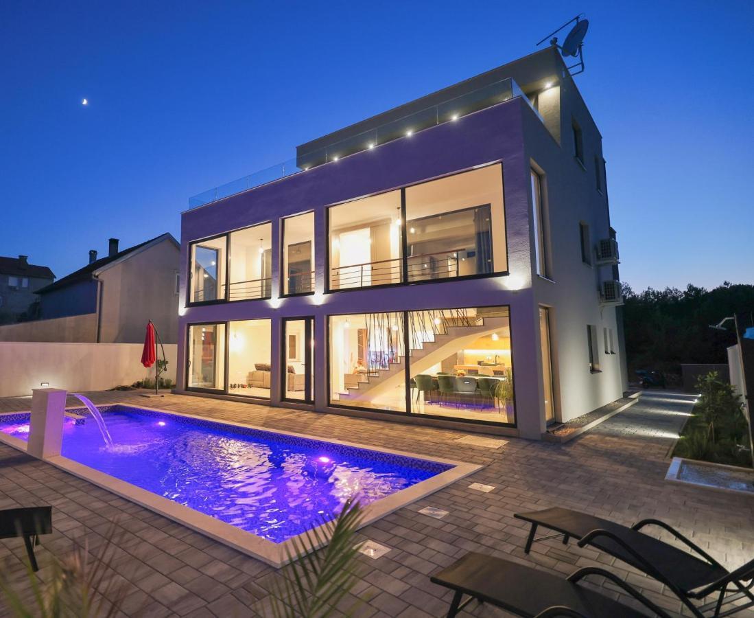 Rhapsody In Green - Luxury Villa In Zadar Crno 外观 照片