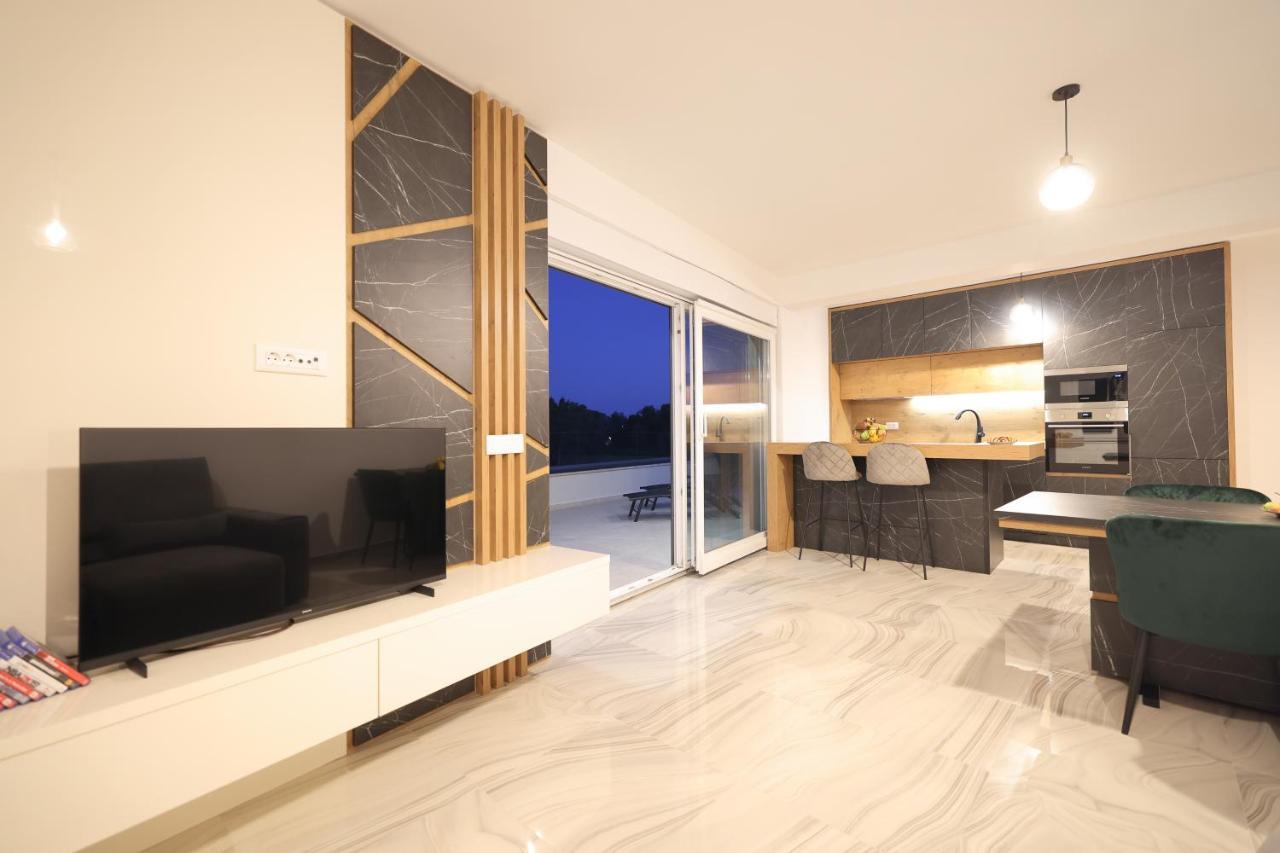 Rhapsody In Green - Luxury Villa In Zadar Crno 外观 照片