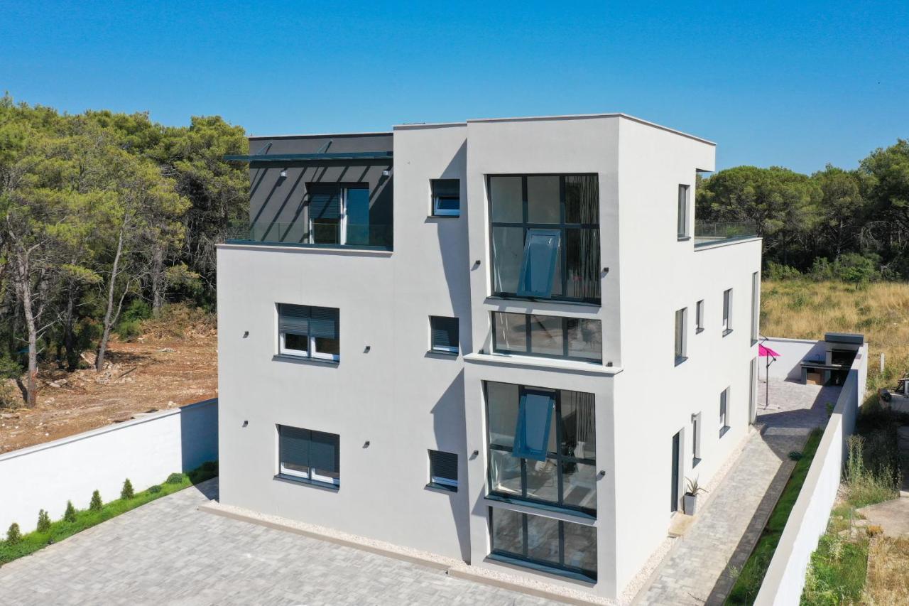 Rhapsody In Green - Luxury Villa In Zadar Crno 外观 照片